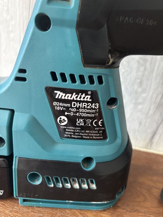 Rotopercutor makita DHR243 2026