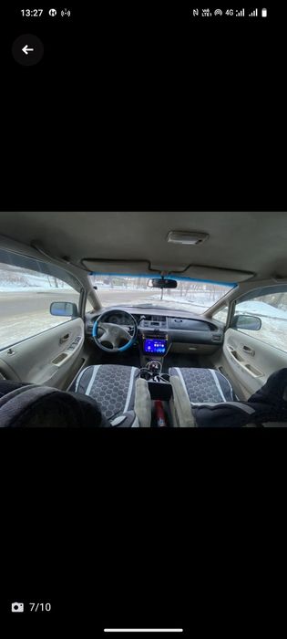 Продам 7 местный машину