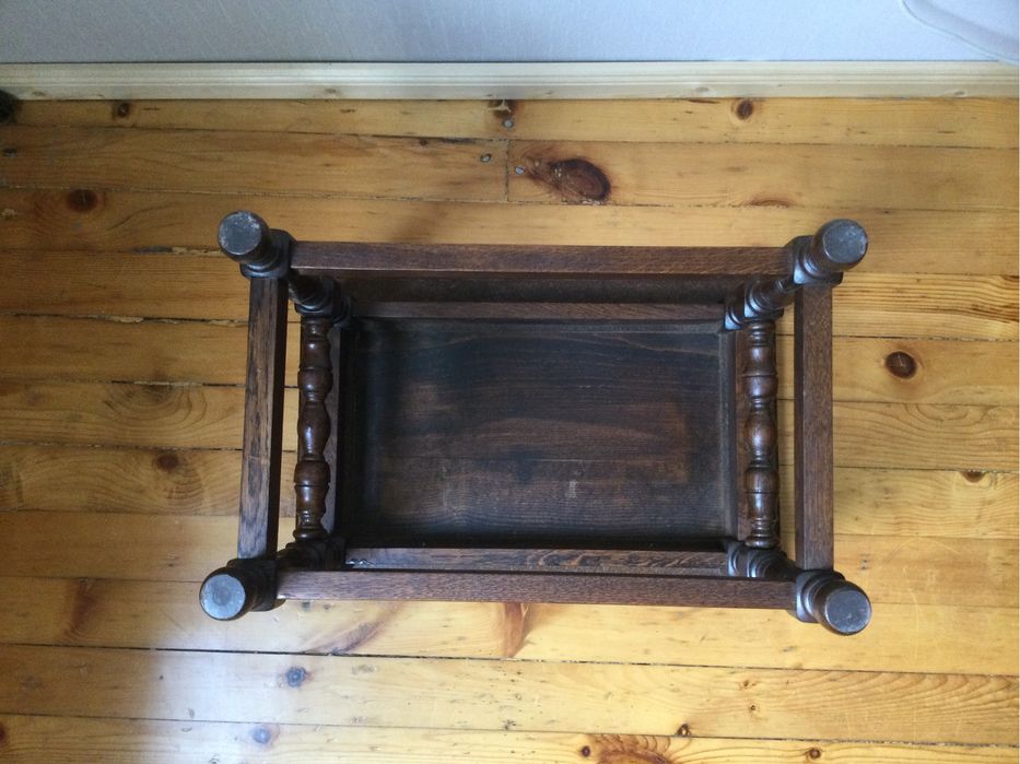 Холна масичка дървена