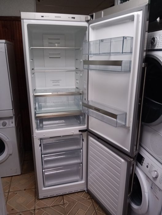 Иноксов комбиниран хладилник с фризер Сименс Siemens 2 години гаранция