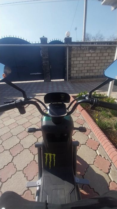 Продам танк зеленый