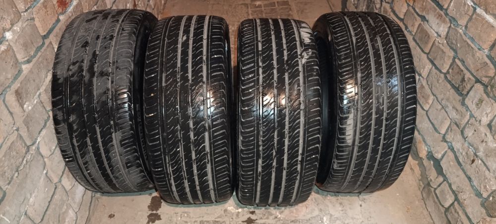 Летни гуми 225/40/18