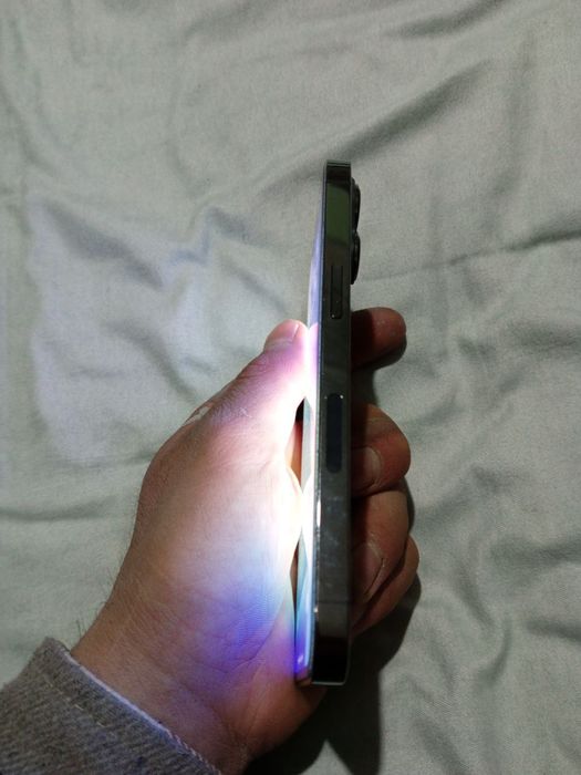 Ipxone13pro sotiladi hammayogi radnoy hechyeri alishishmagan