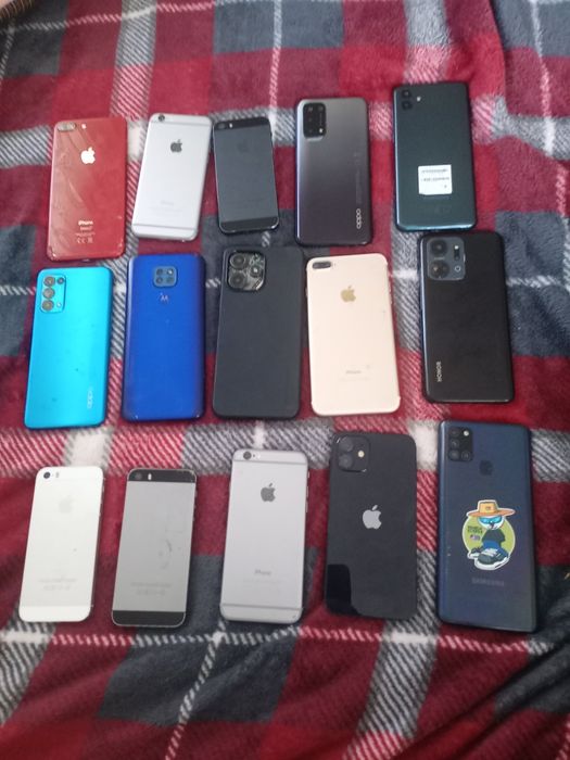 Telefoane pentru piese