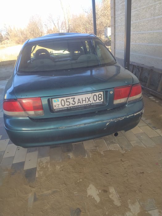 Срочно продам мазда кронус 1993г. 1.8 бензин.