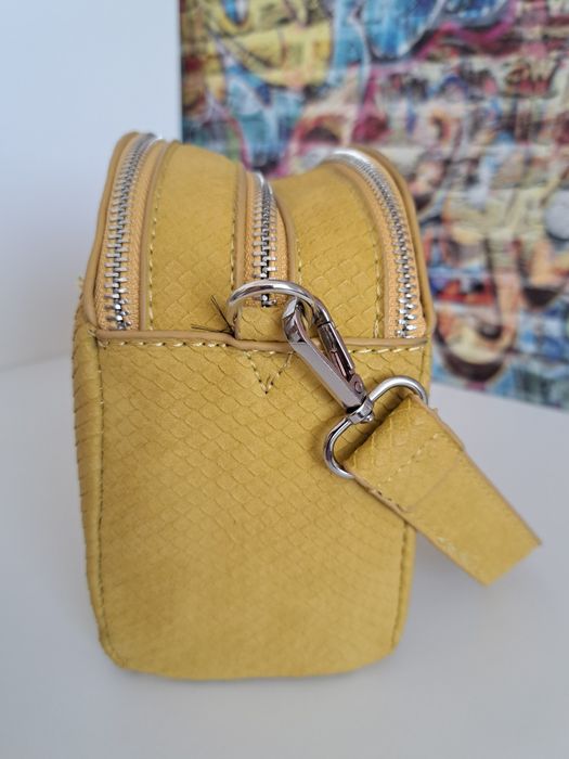 Дамска чанта PARFOIS -Нова