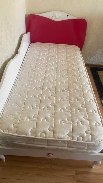 Срочно продам кровать