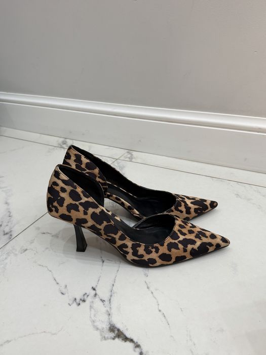 Туфли Zara с леопардовым принтом на шпильке