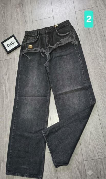 Blugi dama diferite modele