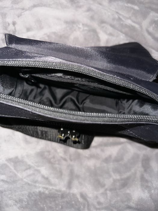 Чанта Trapstar.