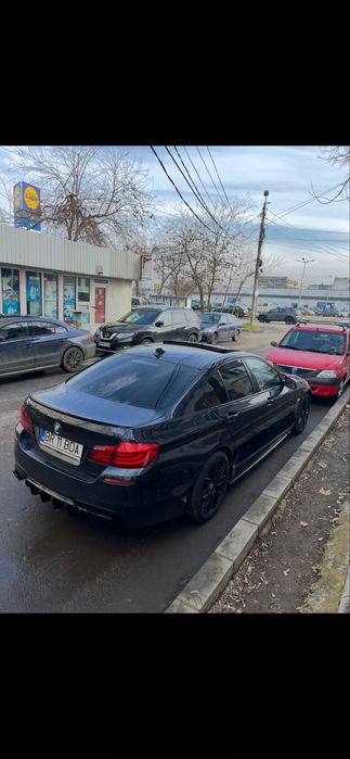 Vand f10 n47 cu bataie la motor