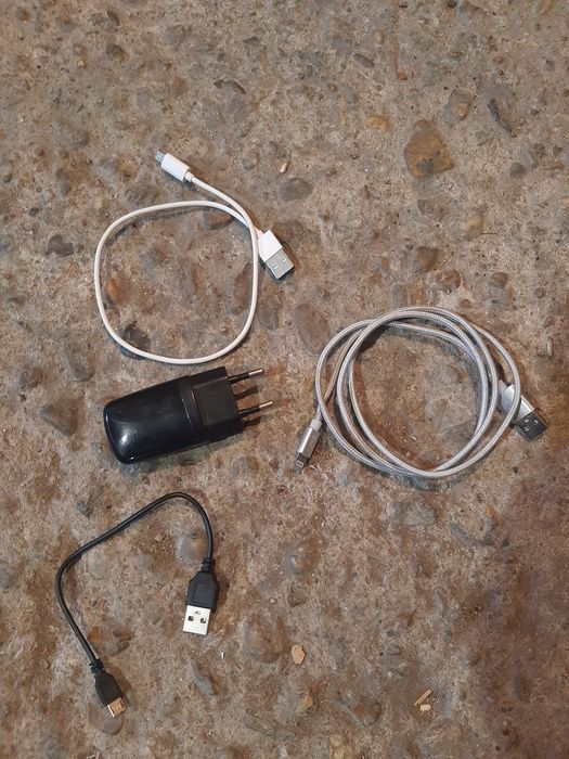 Зарядни за телефони