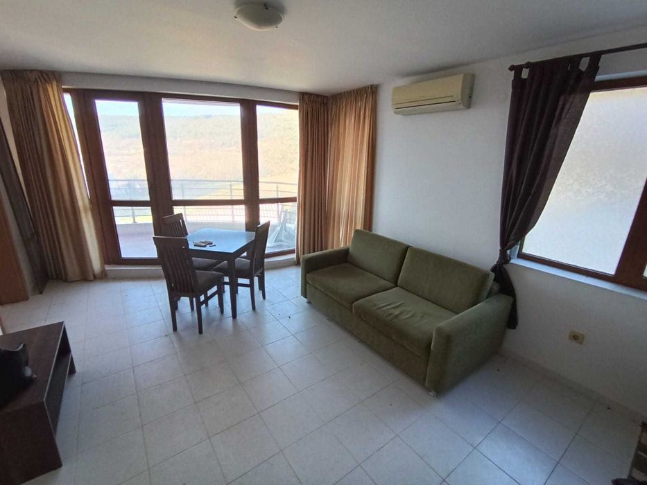 Продава се Двустаен апартамент в Варна, Виница - 56 кв.м за 984 €/кв.м - Снимка #15