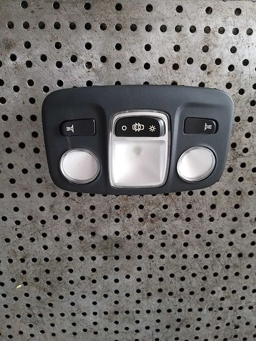 Plafoniera spate peugeot 3008 2 2018 96781444zd
