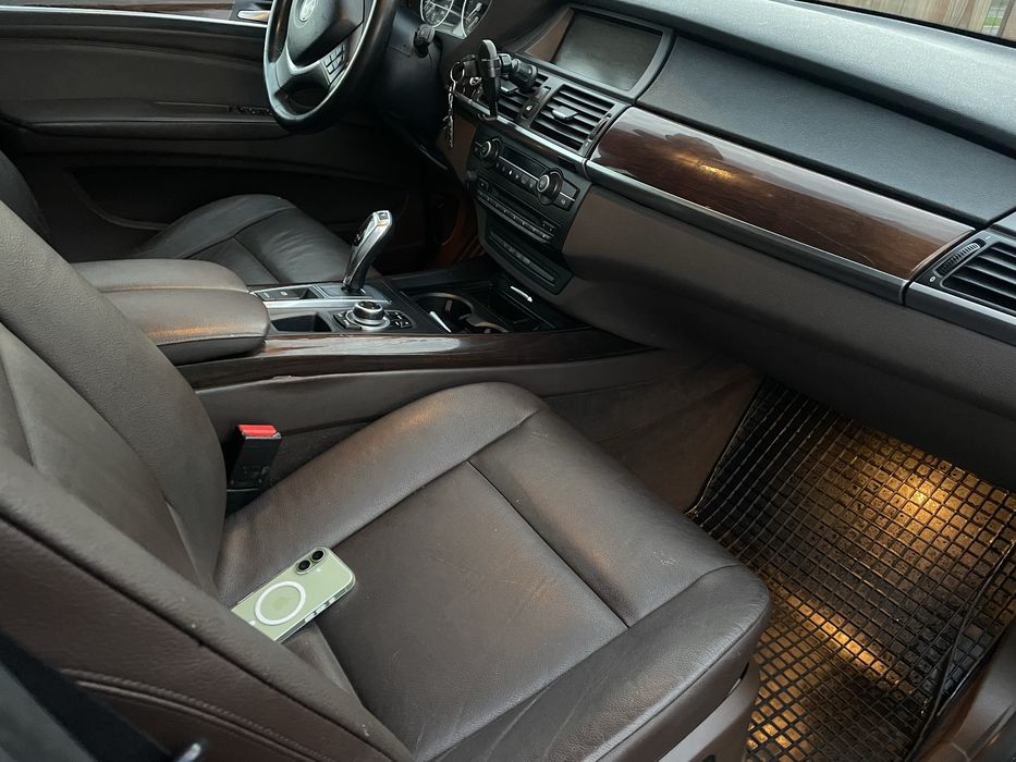 Vand BMW X5 2010