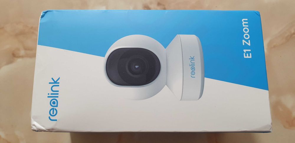 Camera supraveghere WiFi Reolink E1 Zoom, 5 MP, pret 400 lei.