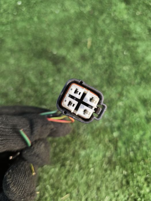 Фишка бензостанции Мазда 6 Mazda