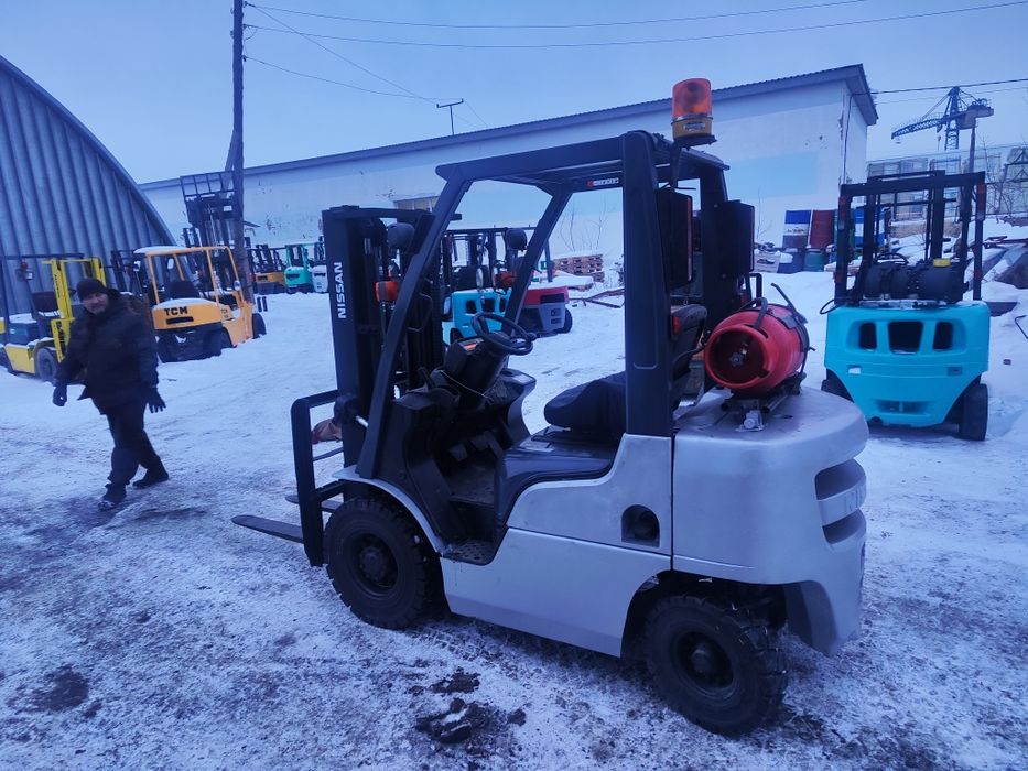 Продам вилочный погрузчик. Кара