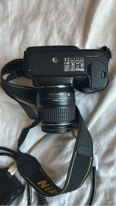 Pachet Foto Complet DSLR Nikon (D5100 + D80) | 2 Obiective (18-55mm & 70-300mm) | Doar 1000/3000 Cadre | Trepied & Accesorii