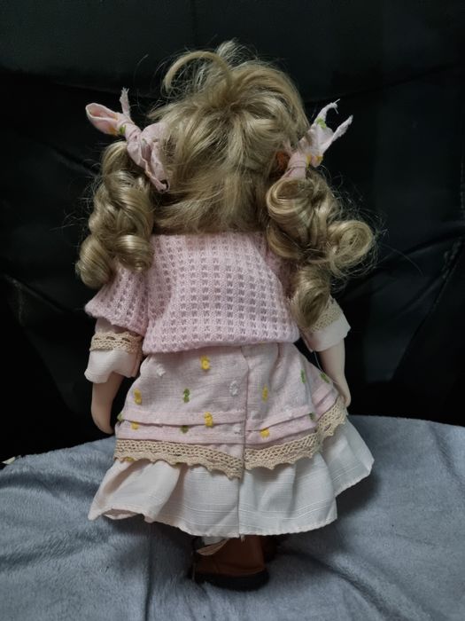 Кукла очень очень красивая