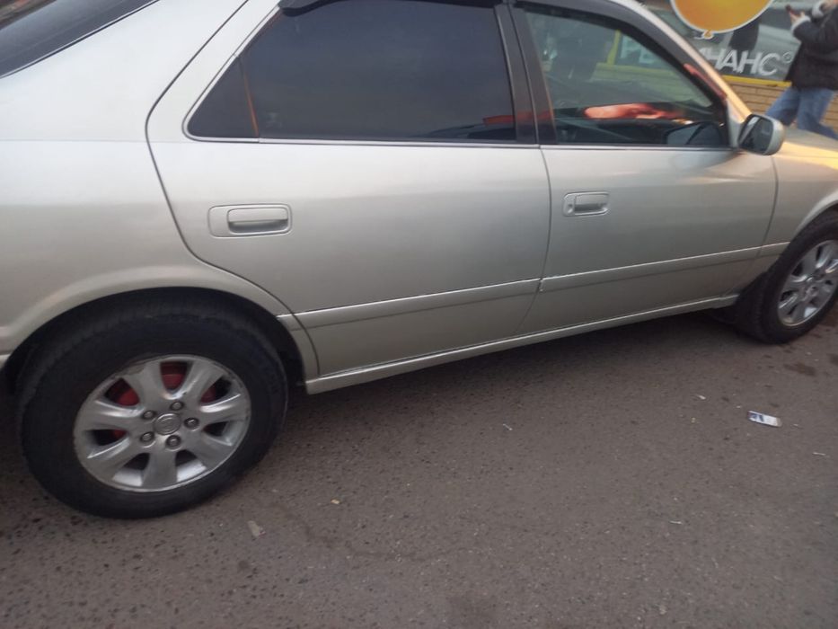 Тойота камри 25