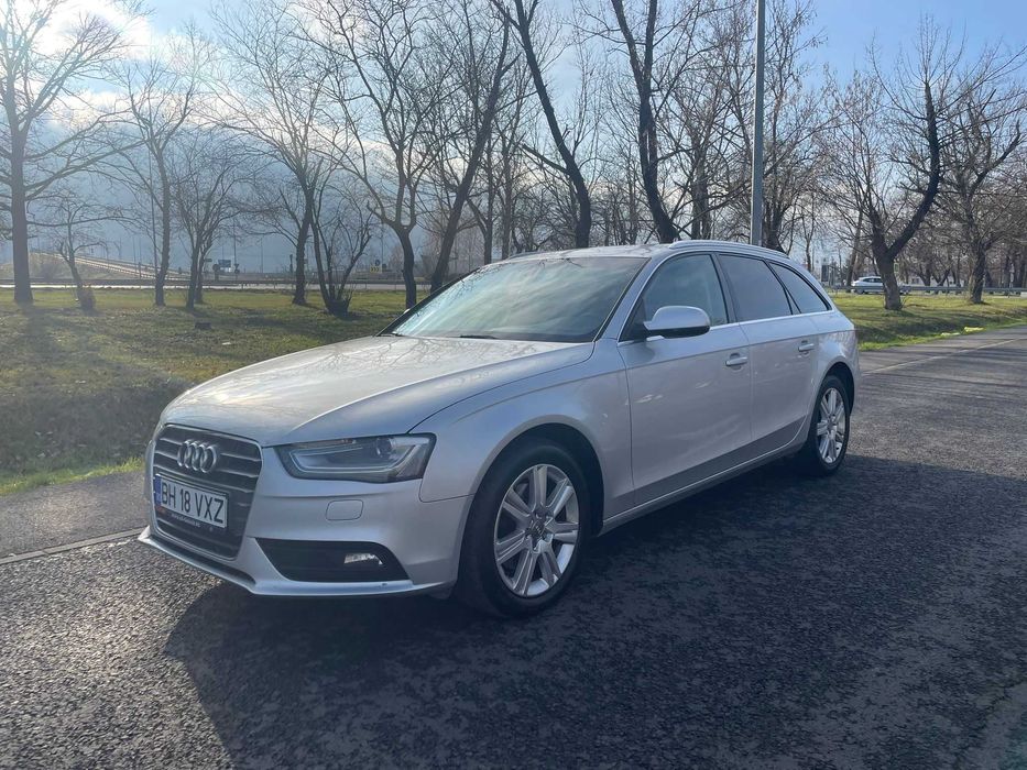 Audi A4 B8 Avant, Facelift, An 2012, cutie automata, 177 cai,253523 km