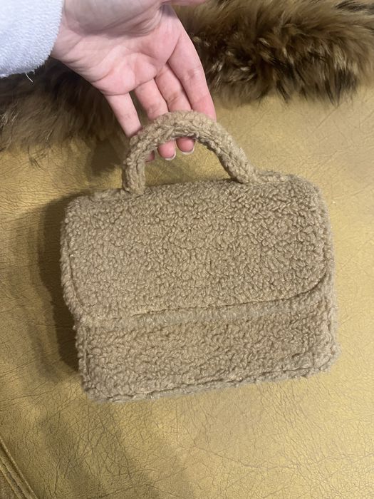 Чанта дамска мека