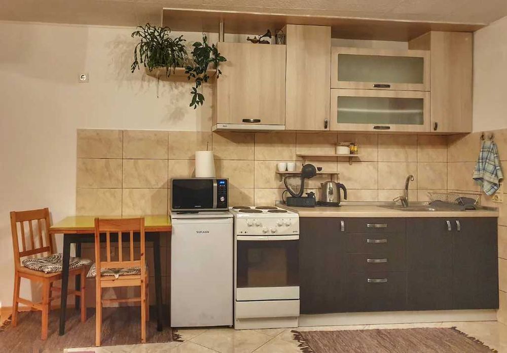 Дава се под наем Едностаен апартамент в Пловдив, Въстанически - 39 кв.м за 158.1 € - Снимка #2