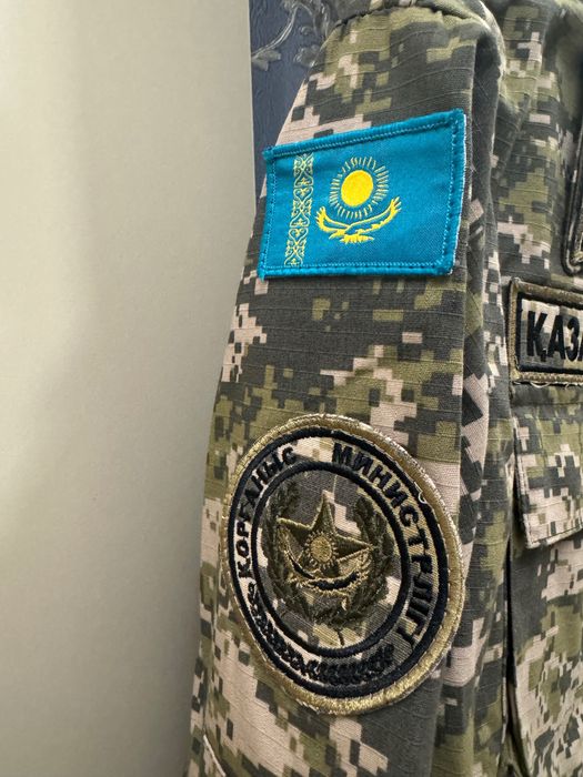 Военная форма с кепкой