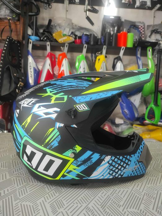 Каска, мотокрос, вело, тротинетка