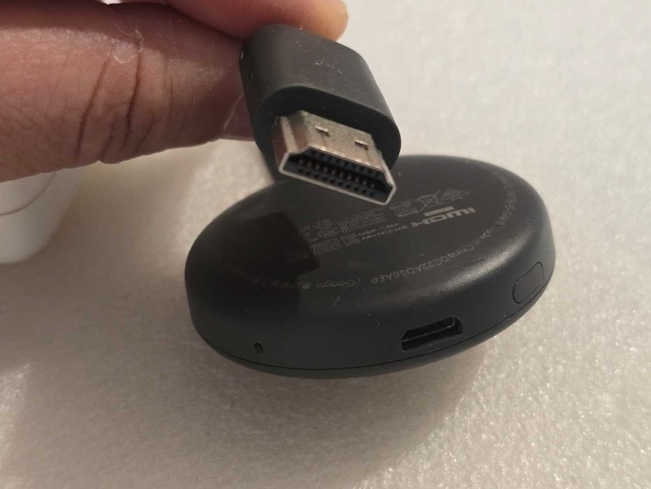 Google Chromecast 3, Streaming Media Player Full HD 1080p, Wi-Fi HDMI