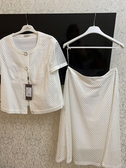 Костюм  белый .Белоруссия