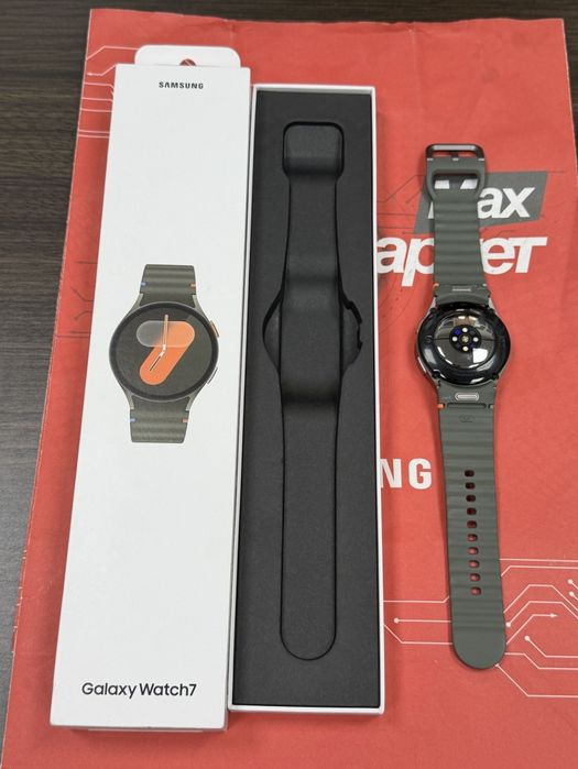 КАТО НОВ 40mm Samsung Watch 7 Yettel Гаранция 2026г. Green