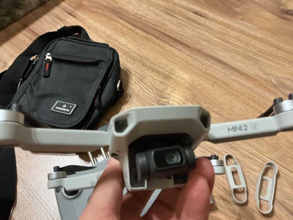 Дрон DJI mini 2SE
