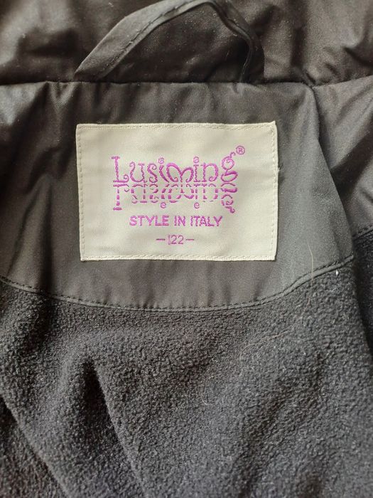 Продам пуховик для девочки.