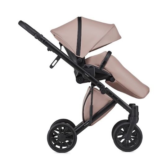 Срочно продам коляску Anex e/type