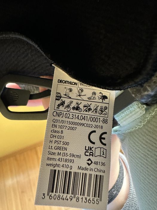 Каски за ски алпина