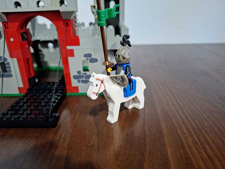 Lego 6073: Knight's Castle