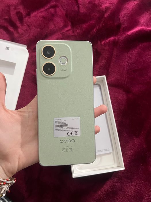 Vând telefon Oppo A5 PRO 5G