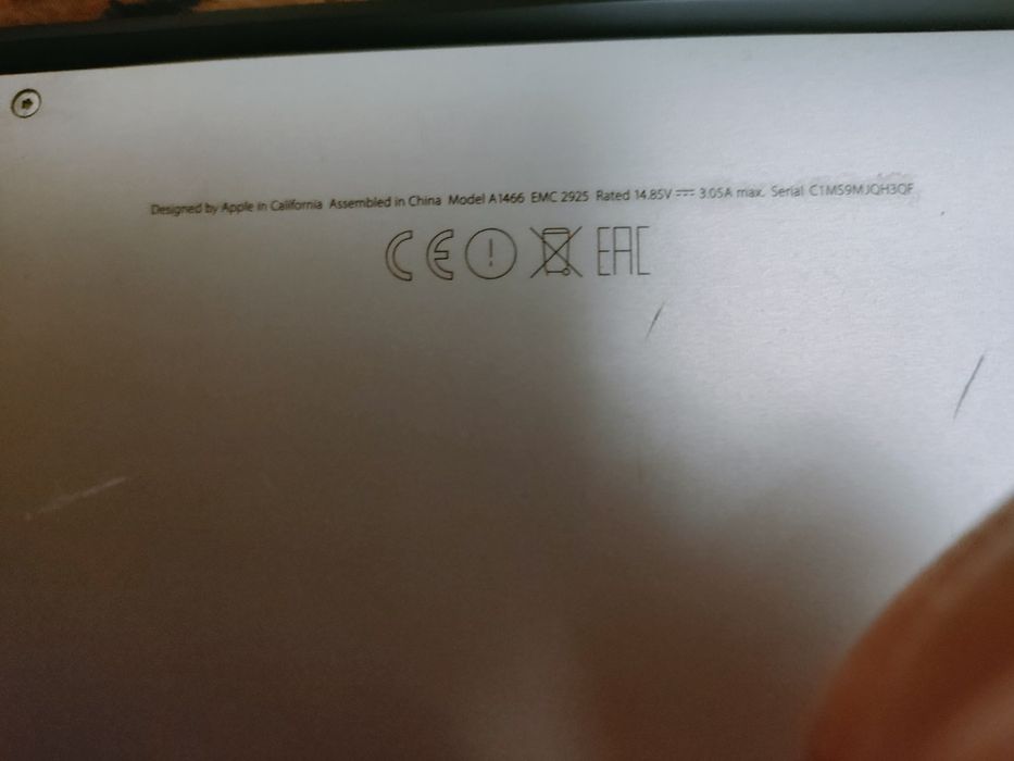Продам ноутбук apple