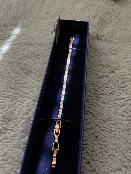 Гривна Swarovski - Rose Gold