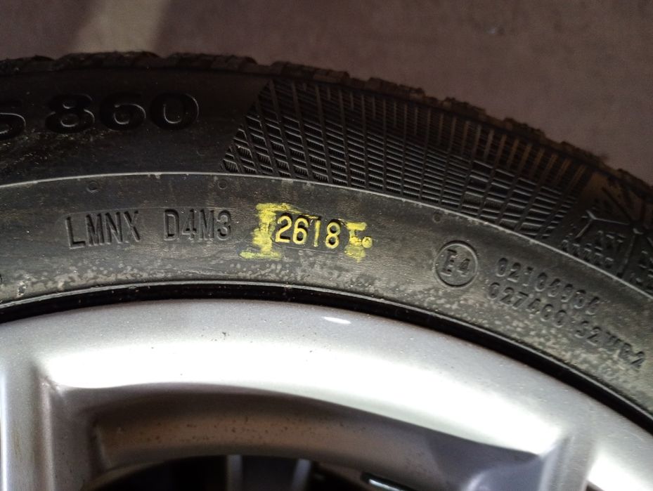 SUBARU джанти със нови зимни гуми 195/65/16 6,5J ET45 5x100 DOT 2618