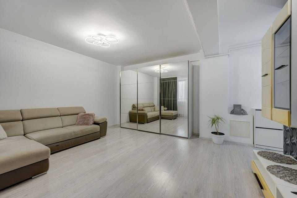 Тристаен апартамент Родина 1