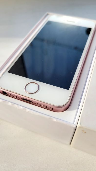 Продам iPhone SE, Rose Gold, 32 GB