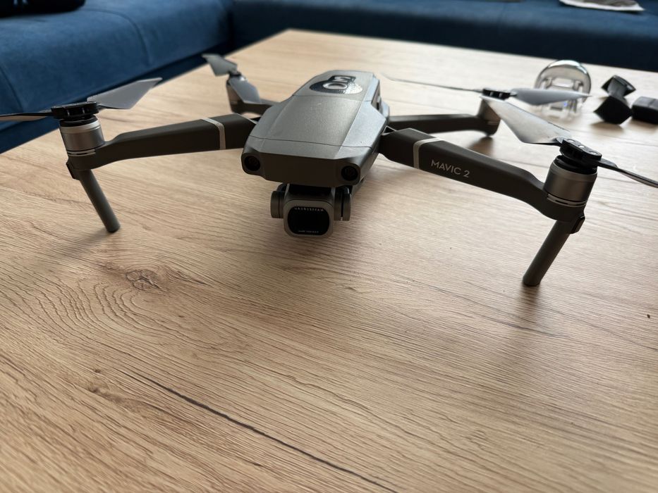 DJI Mavic 2 Pro Fly More Combo – професионален дрон с аксесоари