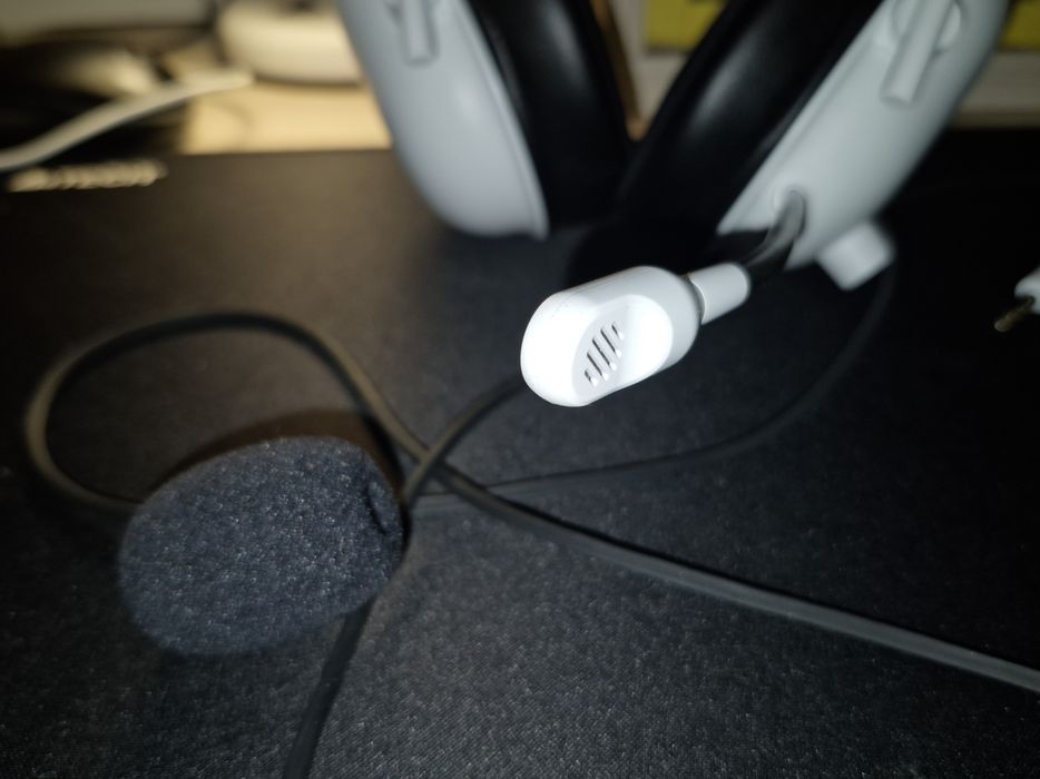 Наушники Razer Blackshark v2X white