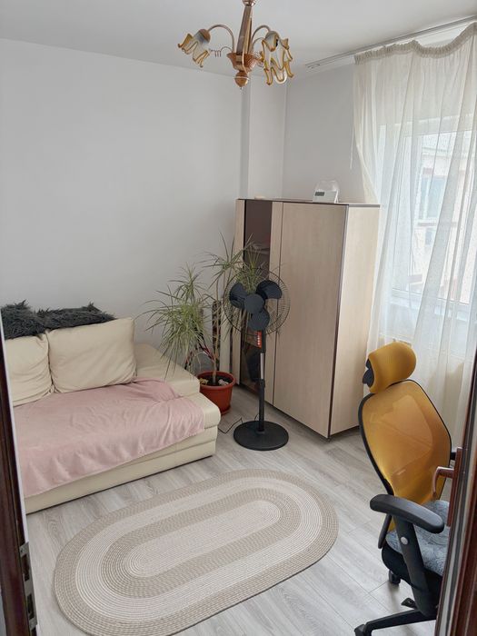 Apartament 4 camere Ultracentral Mioveni | 82 mp | Bloc 1993