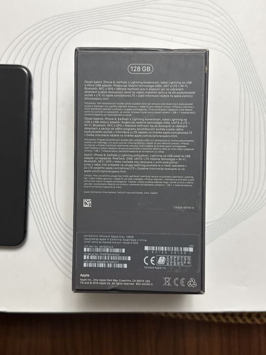 iPhone 8 128 GB BLACK