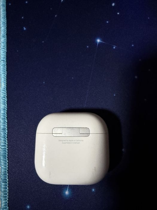 Vand Airpods gen 4 CA NOI