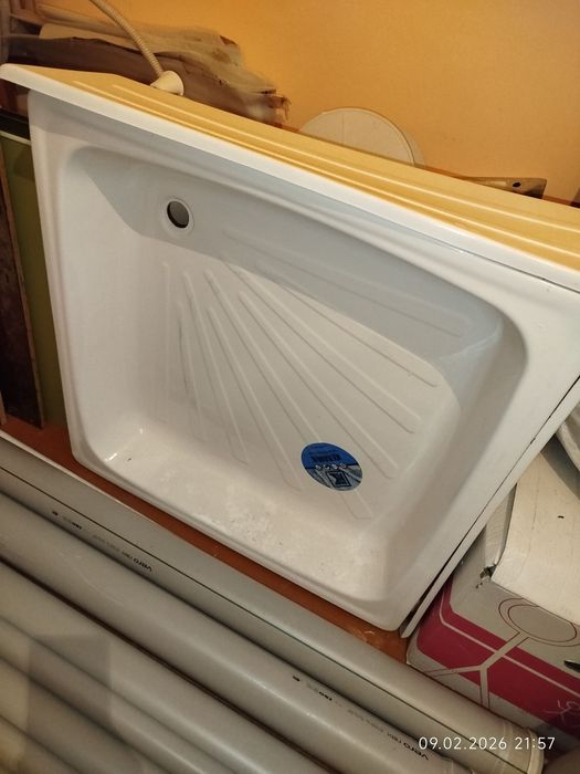 Новый душевой поддон !  Размер 90×90